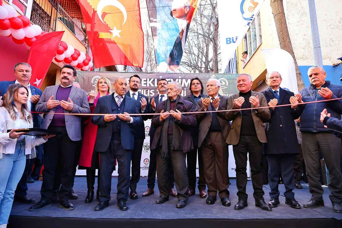 Denizli Emekli Evi Caylar Belediyeden Bardak 1 Tl7