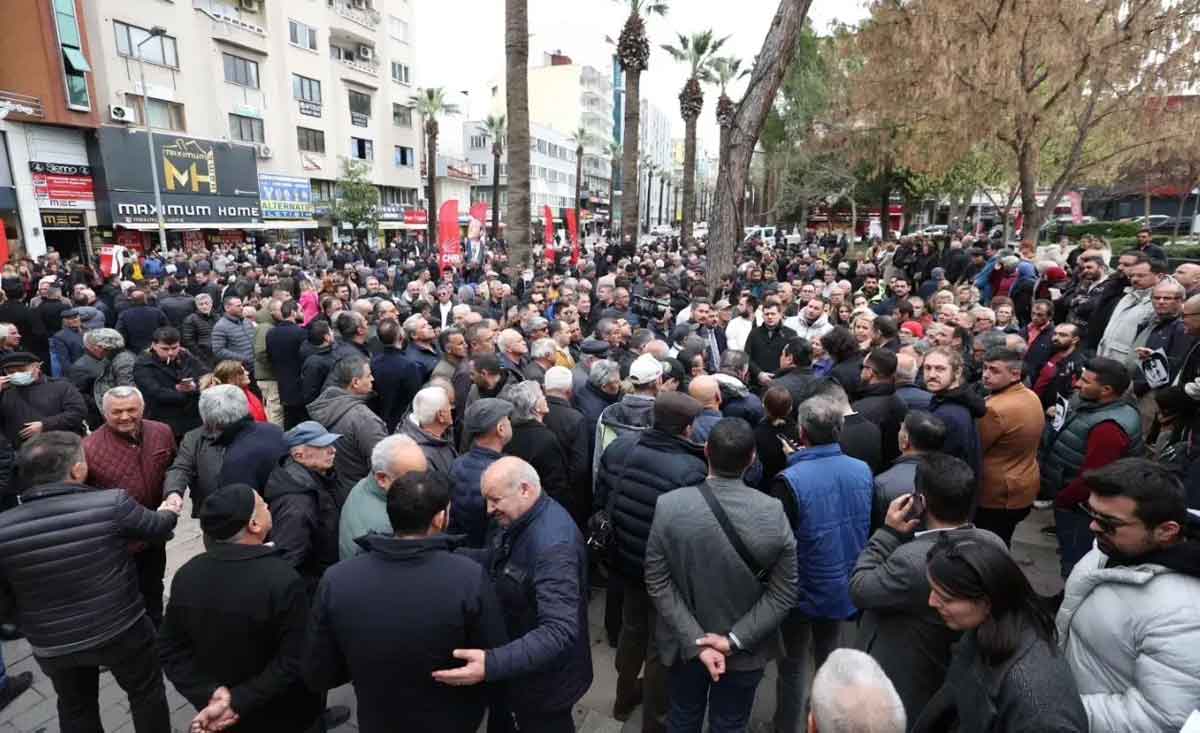 Denizlide Chpden Imamoglunun Gozaltisina Protesto 2