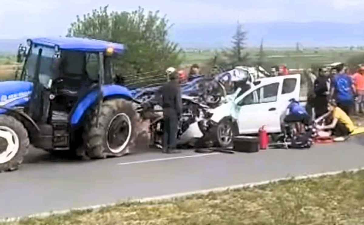 Denizli Serinhisar Kaza Kadin Hayatini Kaybetti