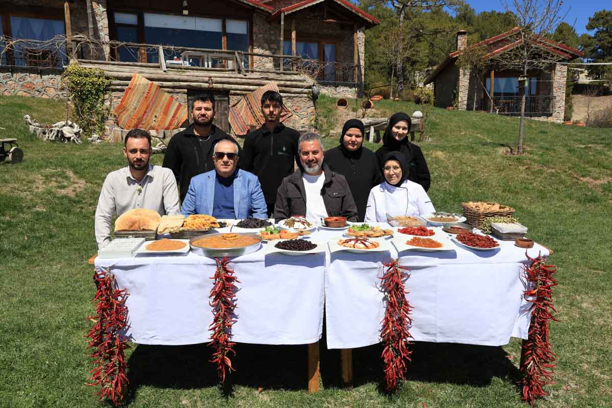 Turgay Basyayla Ile Lezzetli Tavsiye Programi Camelide Cekildi4
