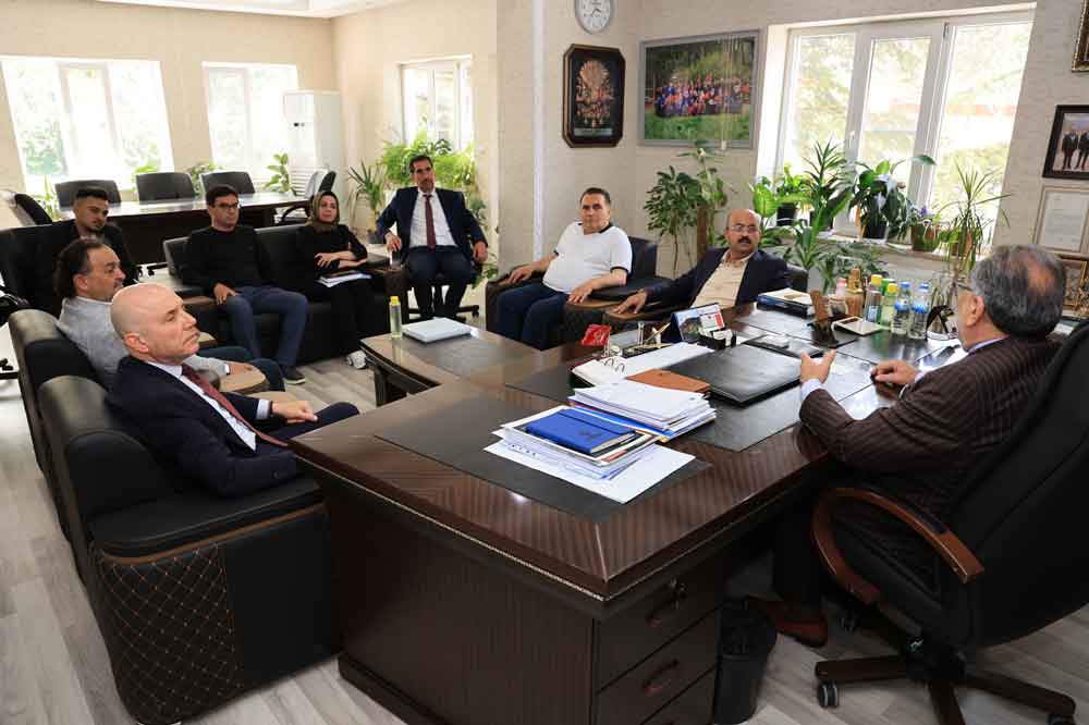 Ak Parti Denizli Teskilatindan Cameli Belediyesine Ziyaret2