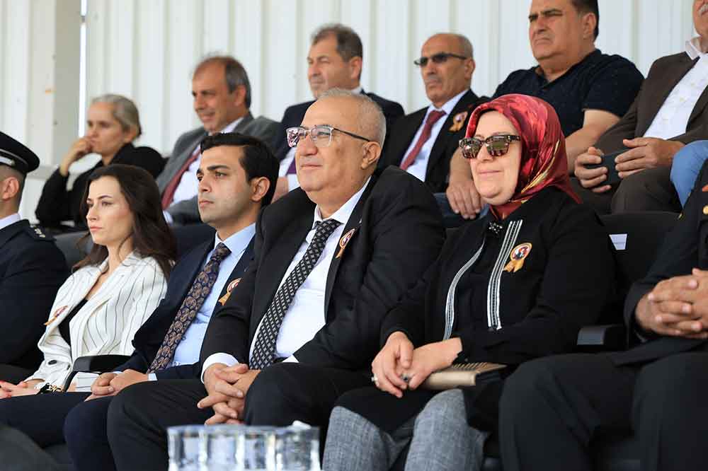 Camelide 19 Mayis Ataturku Anma Genclik Ve Spor Bayrami Coskulu Torenlerle Kutlandi 4