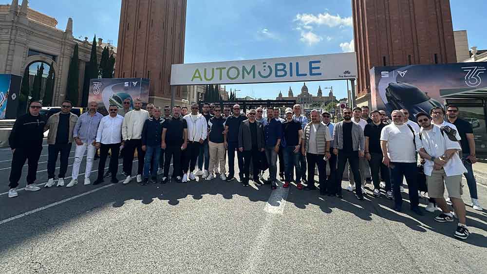 Dto 45 Uyesiyle Barcelona Otomotiv Fuarina Cikarma Yapti 1