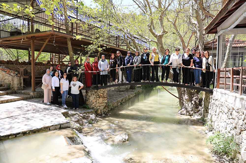 Gonullu Anneler Camelinin Dogasi Ve Kulturel Zenginliklerine Hayran Kaldi 1