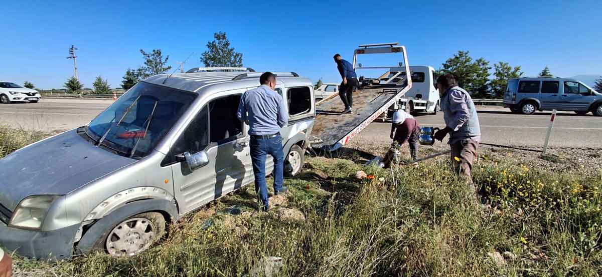 Kalede Tutun Iscileri Kaza Yapti 6 Yarali Denizli Kale1
