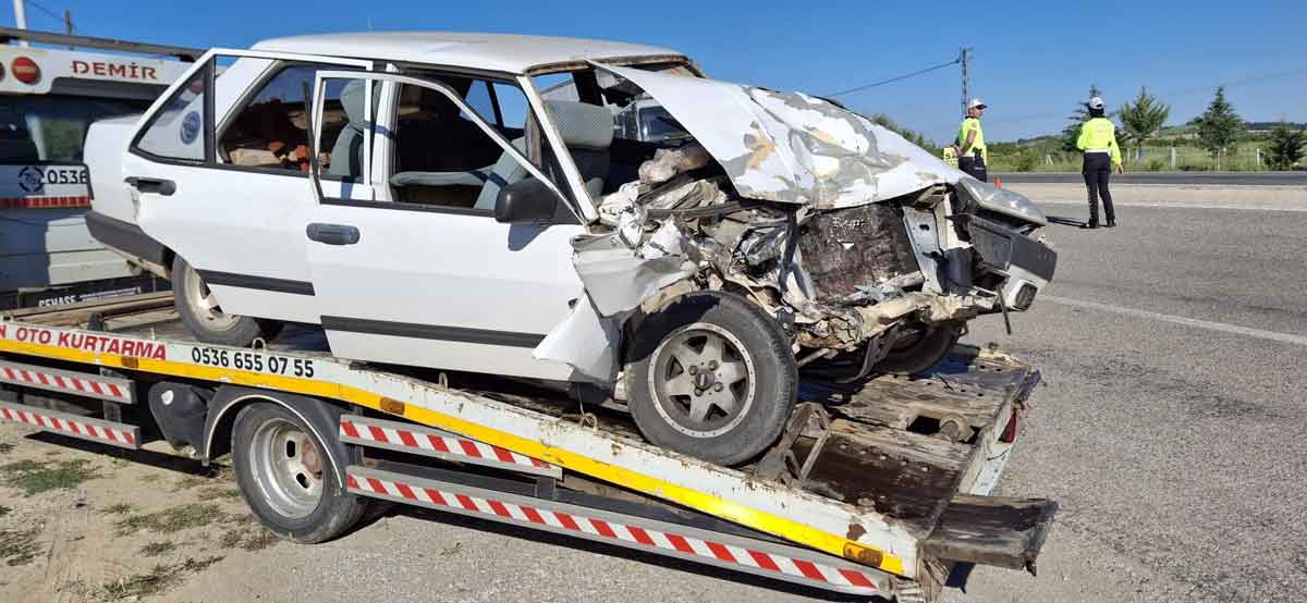 Kalede Tutun Iscileri Kaza Yapti 6 Yarali Denizli Kale5
