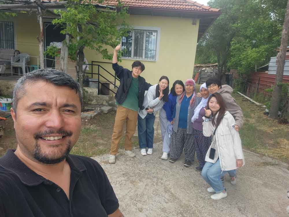 Denizli Kaza Cinli Evinde Agirladi Tercuman1