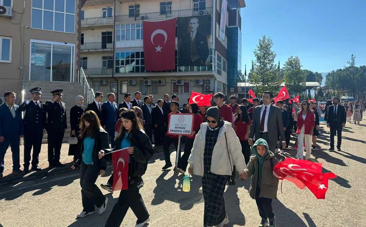 Baskan Putun 29 Ekim Cumhuriyet Bayramini En Icten Duygularimla Kutluyorum