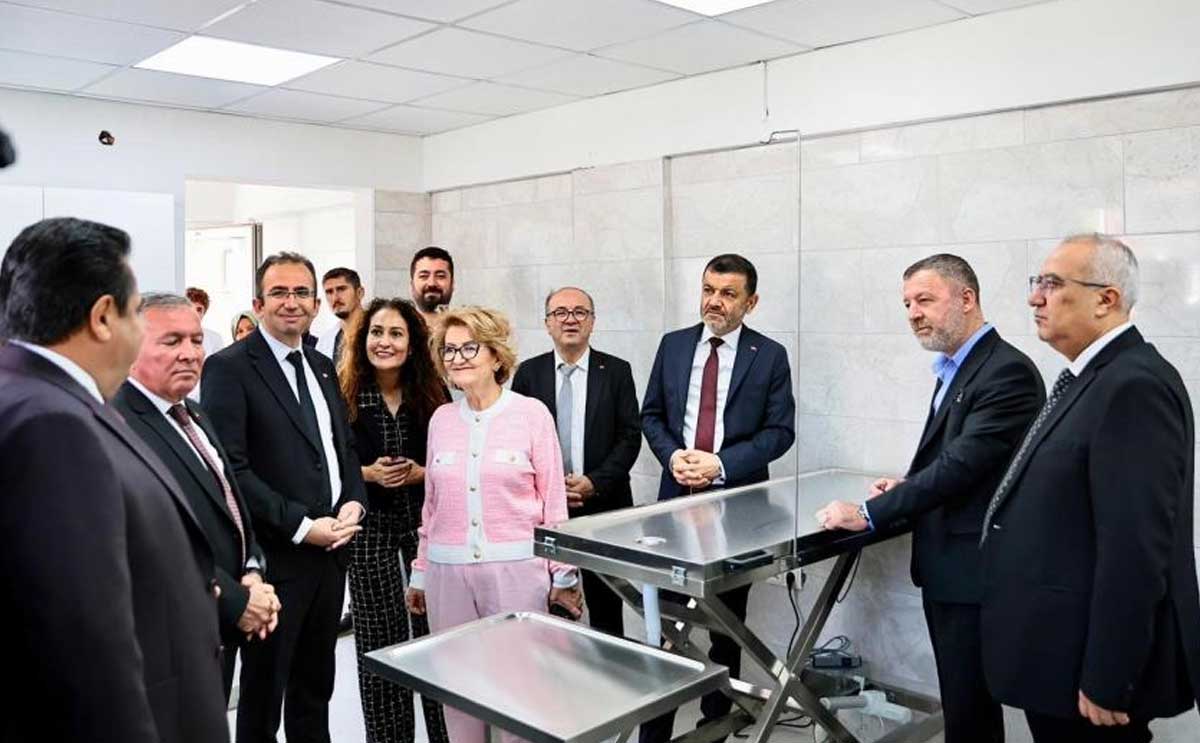Baskan Putunden Can Dostlar Icin Anlamli Protokol 1