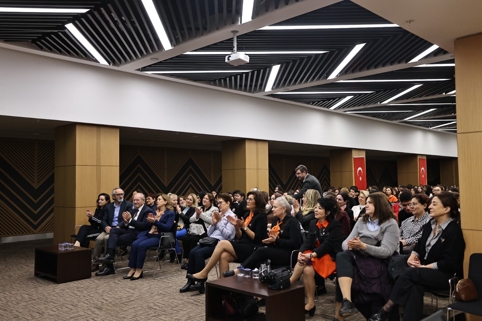 25 Kasım’da Şiddetsiz Bir Denizli Için ‘Mutlu İnsanlar Şehri’ Mesajı (7)