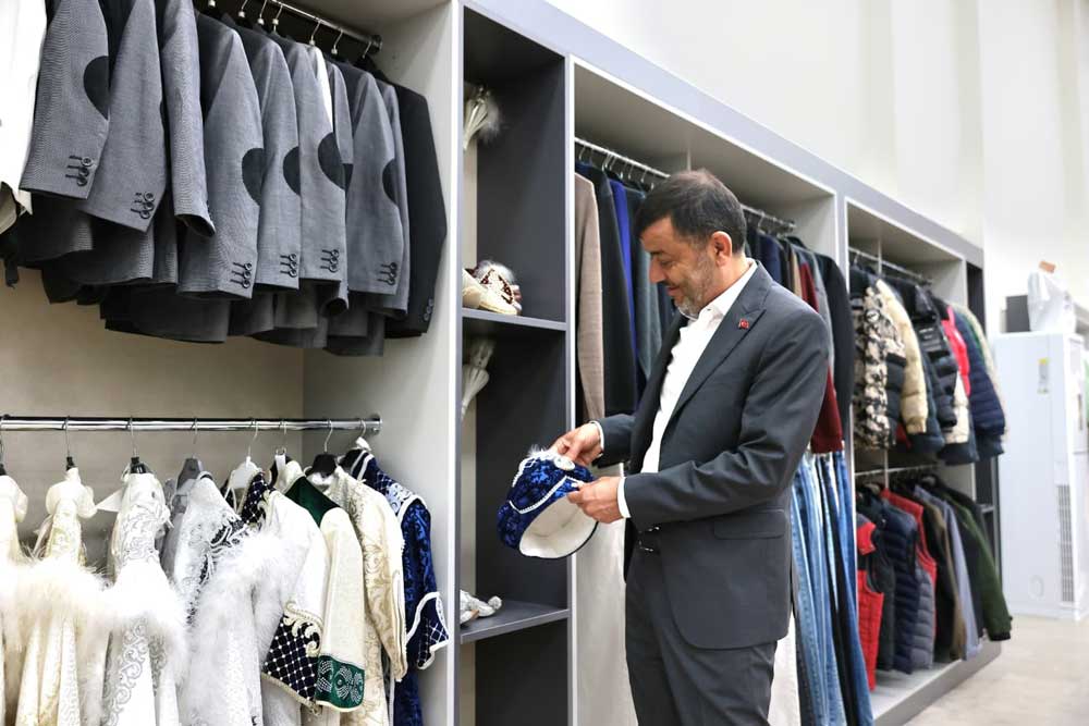 Denizli Sevgi Eli Karsiyaka2