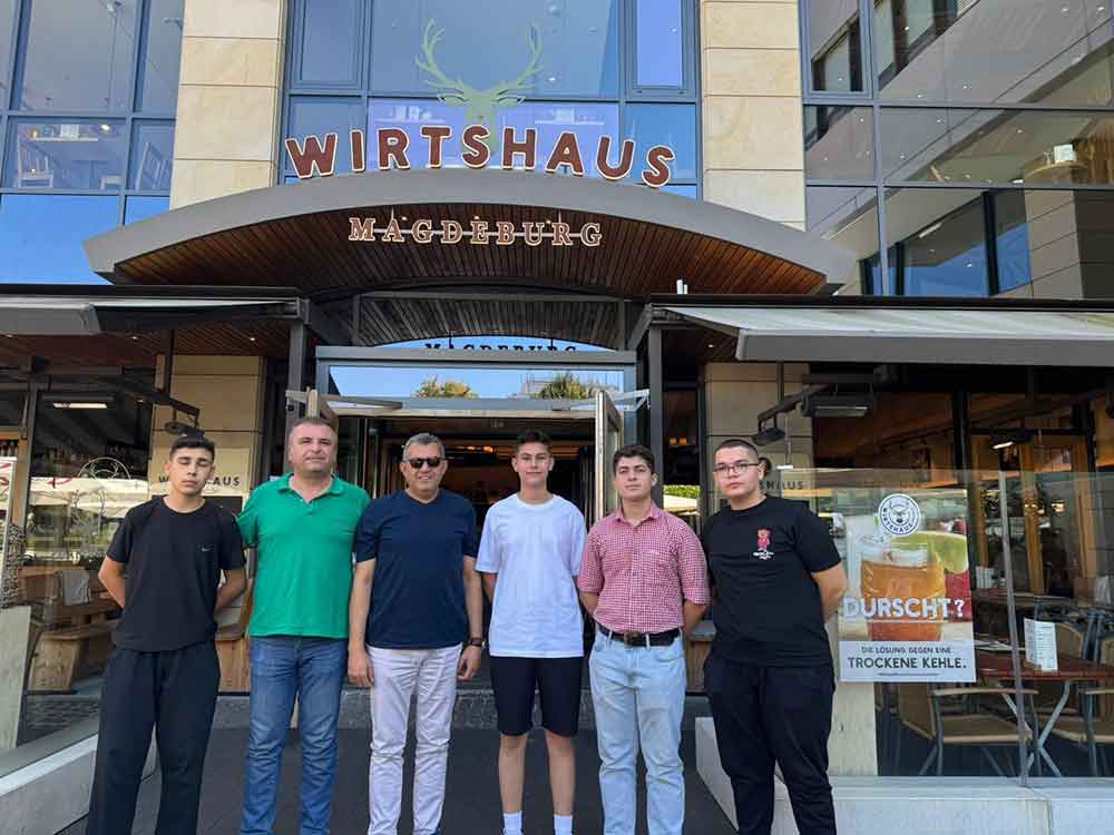 Turizm Lisesi Ogrencileri Almanyada 90 Gunluk Stajlarini Tamamladi 1