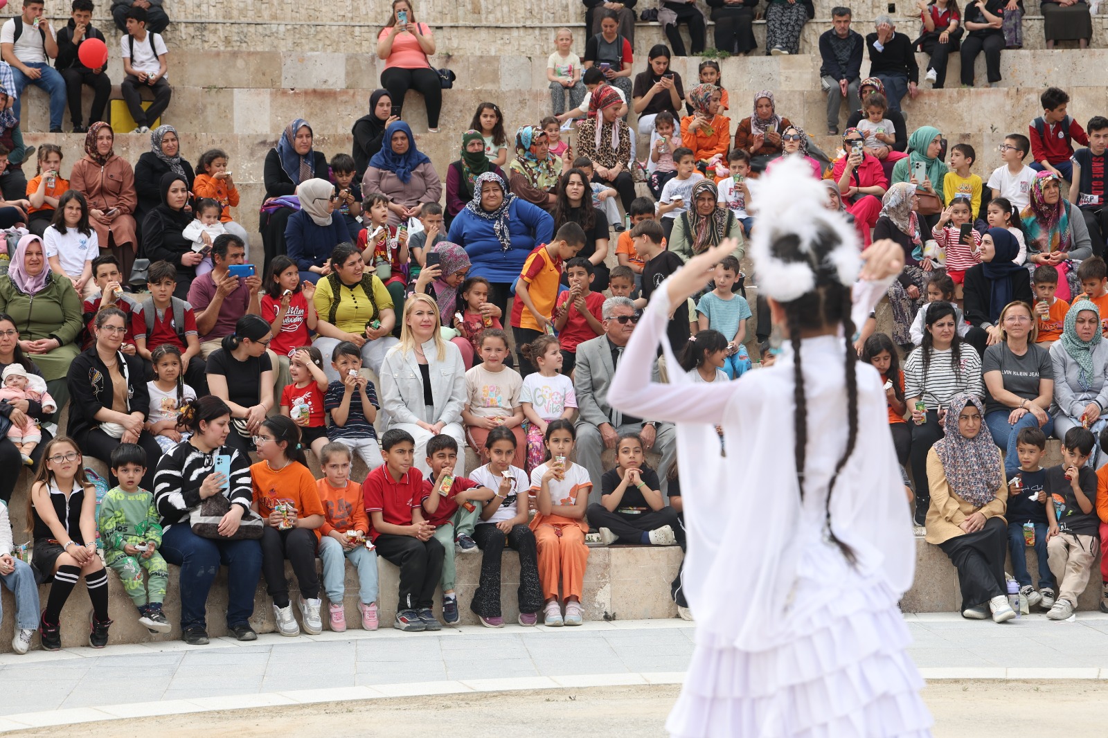 Uluslararasi Çocuk Ti̇yatro Festi̇vali̇, Merkezefendi̇’ye Presti̇jli̇ Ödül Geti̇rdi̇ (4)