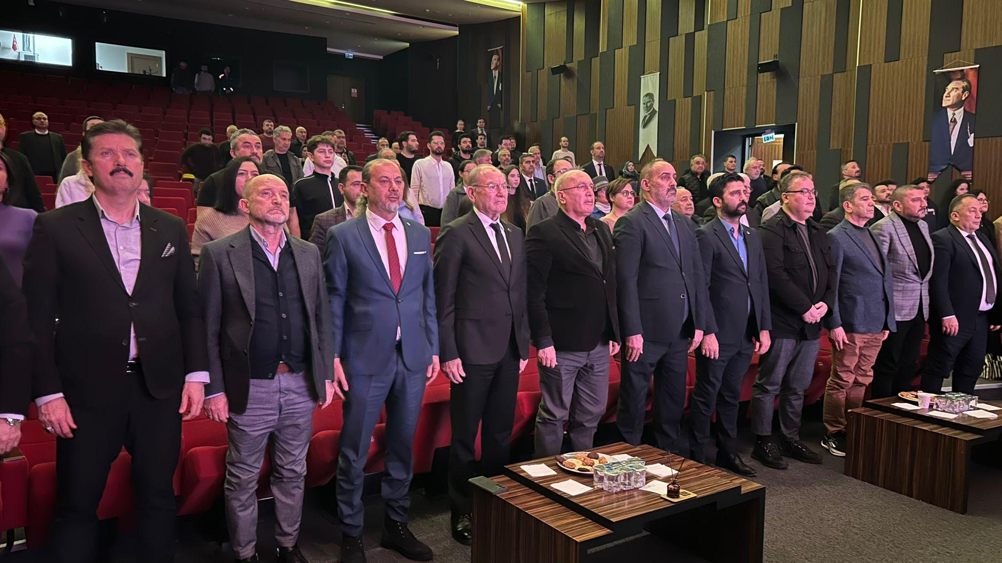 F301B511 E416 434E B03A Dd22C994C02D (1)