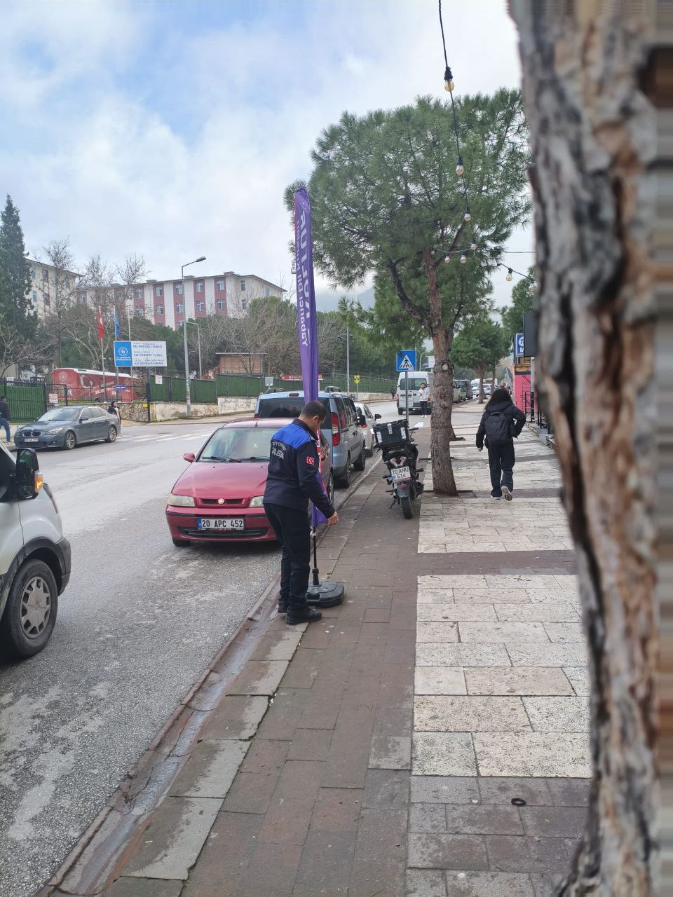 Zabıta Ekiplerinden Kaldırım Işgallerine Sıkı Takip (5)