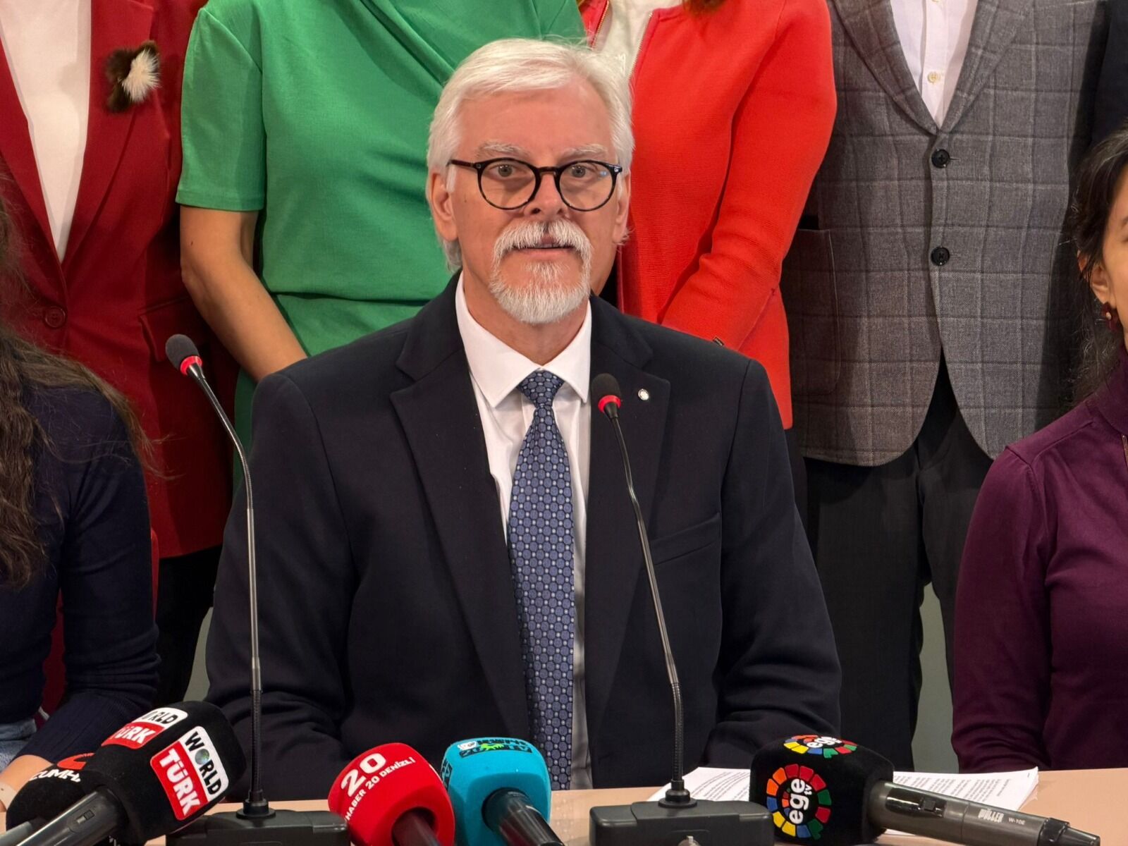 04810C56 1016 4F1A B3C8 C6C6E1730118