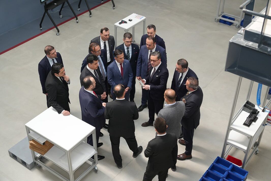 656941422 18576273574010508 5021137409837949442 N