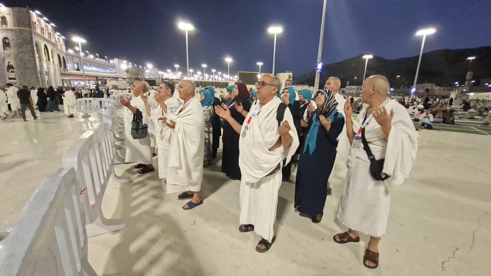 774Ca488 5C5A 4E45 Bead 0Cccde1436Ad