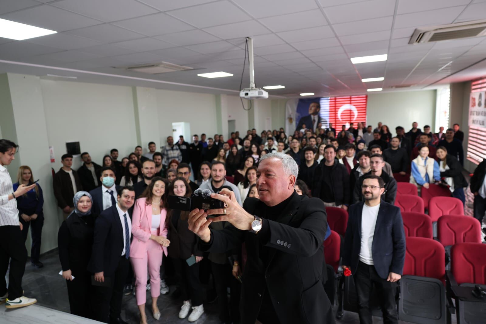 F7E5Abc4 Fe89 4141 A8Ff 3125F7Dddfe2