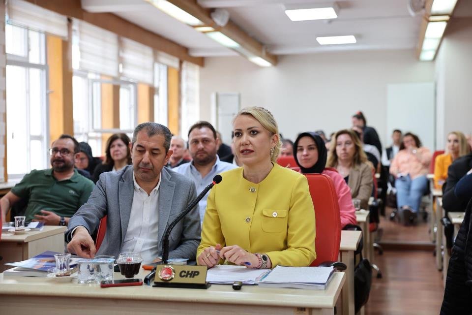 1 M M3 Z8 4 2026 M E R K E Z E F E N D İ B E L E D İ Y E S İ2025 Y I L I F A A L İ Y E T R A P O R U K A B U L E D İ L D İ(5)