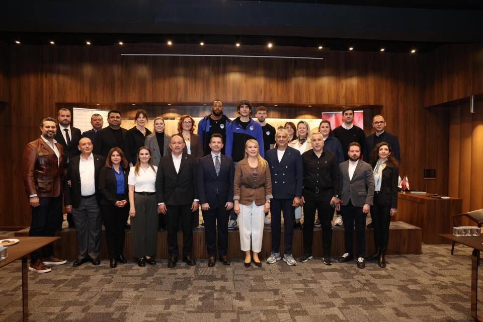 71 I D B7 4 2026 E Ğ İ T İ M E D E S T E K İ Ç İ N S A H A Y A Ç I K I L I Y O R(3)