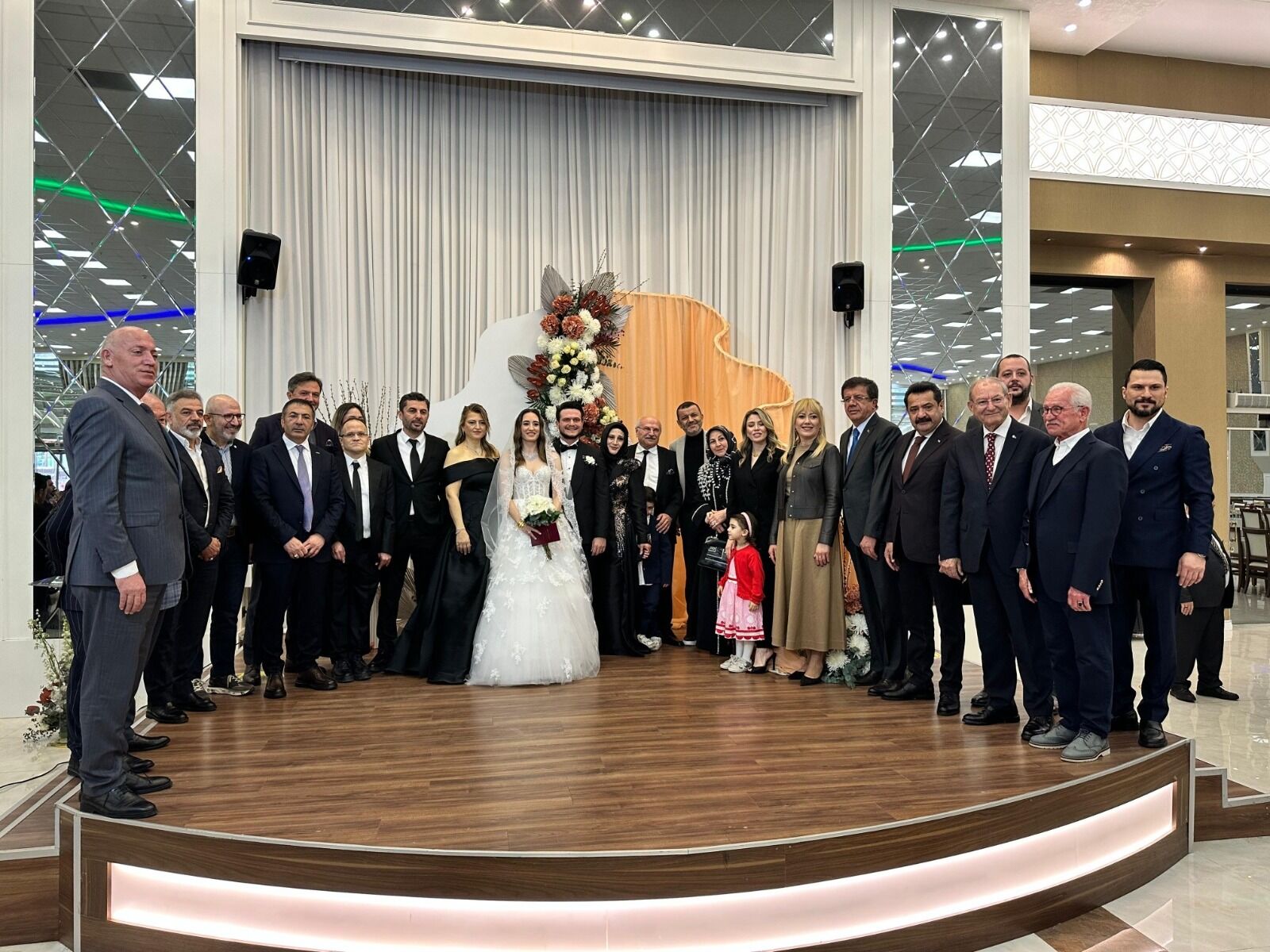 8D049C01 4D73 478D A7C9 Da6B8B6C7D42