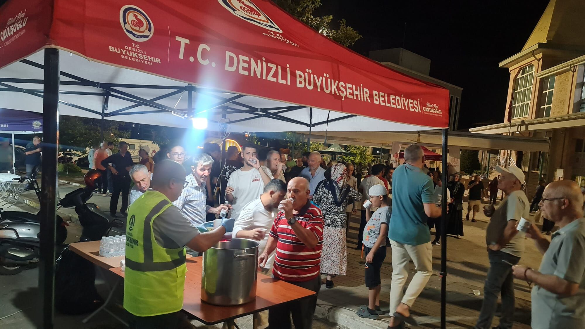 Denizli Büyükşehir’den Mevlid Kandili’nde Gönüllere Dokunan Ikram (8)