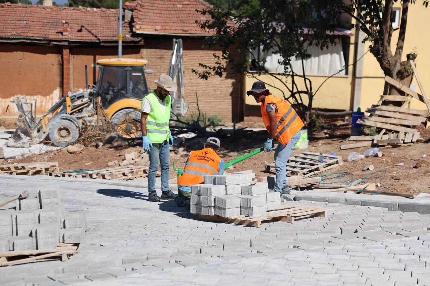 Merkezefendi̇'de Akilli Kavşak Ve Üst Yapi Çalişmalari Devam Edi̇yor (5)
