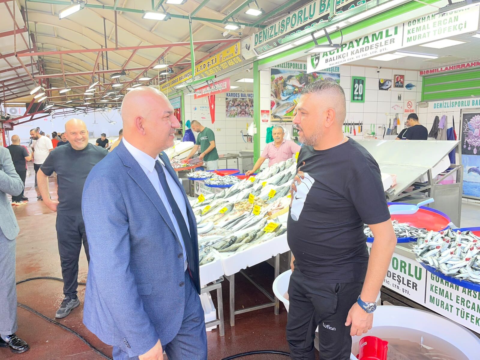 Faik Müftüler'den Balık Hali Esnafına  Ziyaret