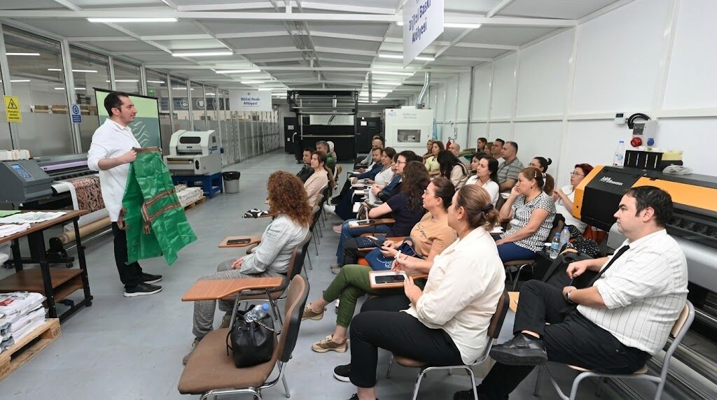 Aa54De58 4186 4E56 8338 37516126B126-1