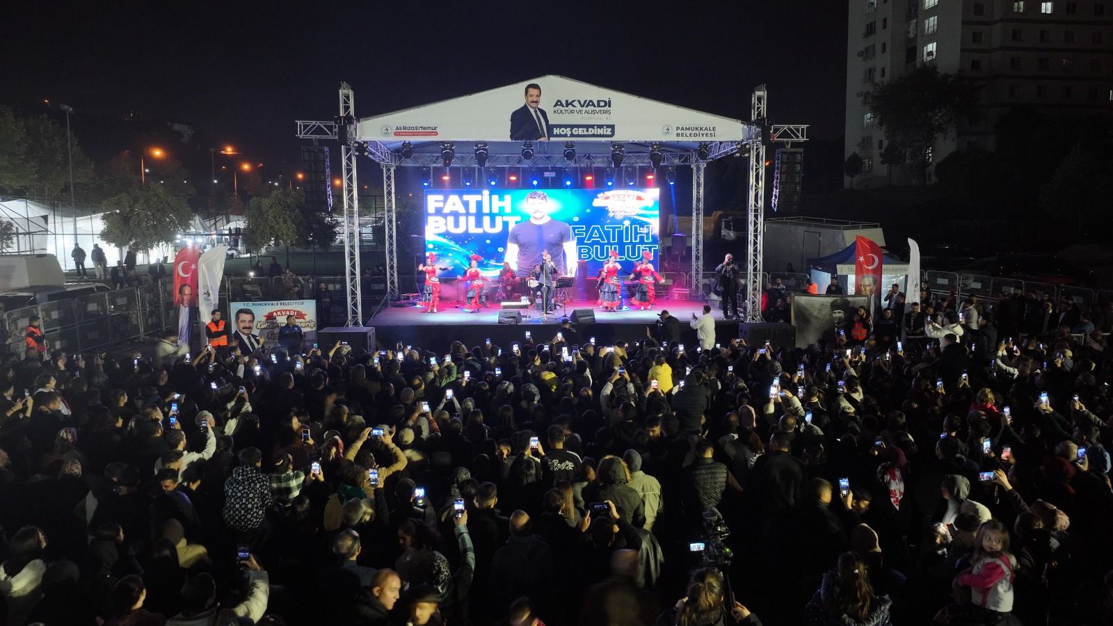 Akvadi'de Coşku Tavan Yaptı: Fatih Bulut Pamukkale'yi Salladı